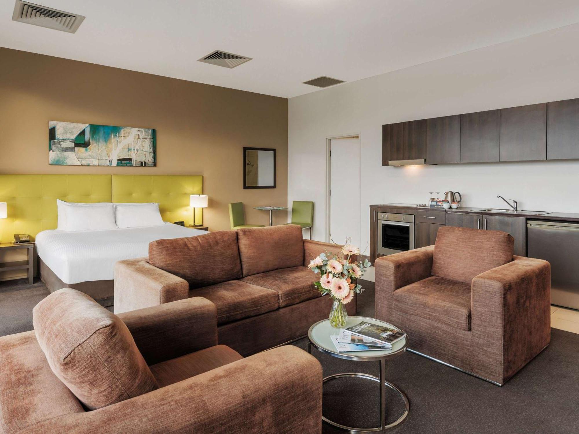 Mercure Melbourne Caroline Springs Exterior foto